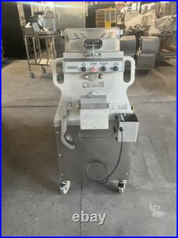 2020 Hobart MG2032 commercial Grinder mixer chopper Meat butcher shop 200# C
