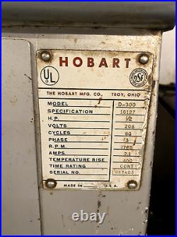 Hobart 30 QT Commercial Mixer 3 Speed Good Condition With Bowls and Attachments