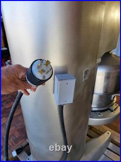 Hobart 80qt M-802 Mixer With Aux Drive (#22 Hub) Excl. Cond