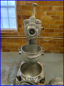 Hobart D-300 Mixer with 3 Bowls Hook 2 Whips 2 Paddles Pelican Head & Meat Grinder