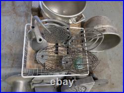 Hobart D-300 Mixer with 3 Bowls Hook 2 Whips 2 Paddles Pelican Head & Meat Grinder