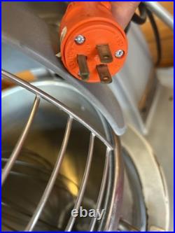 Hobart HL200 Legacy 20-Quart 3-Speed Mixer With Whip & Meat Grinder Attach-120V