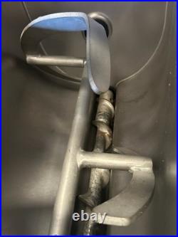 Hobart MG1532 150 Pound Meat Mixer Grinder #32 8.5HP