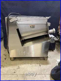 Hobart MG1532-1 150 lbs. #32 Electric Meat Mixer / Grinder 208V, 3 Phase