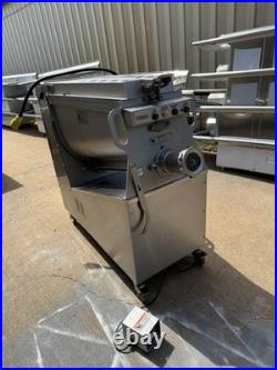 Hobart MG2032 Commercial meat grinder mixer 200# Beef Butcher #32 grinder head