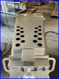Hobart MG2032 Commercial meat grinder mixer 200# Beef Butcher #32 grinder head