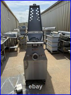 Hobart MG2032 Commercial meat grinder mixer 200# Beef Butcher #32 grinder head