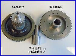 Hobart meat grinder 4812 gears and squre drive set. NEW