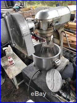 Hobart mixer a200 20 Qt with bowl and meat grinder attachment