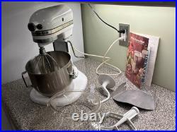 KITCHENAID HOBART LIFT STAND MIXER MODEL K5-A WORKS GREAT WithACCESSORIES