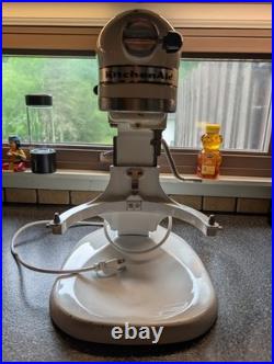 Vintage Hobart KitchenAid K5-A Lift Stand Mixer 10 Speed White For Parts