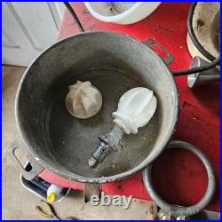 Vtg Hobart KitchenAid Model G Commercial Stand Mixer 3 Speed runs w pastry knife